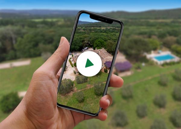 Vidéo drone maison et chambres d'hôtes en Provence Occitane : Le Mas Bel Espérance